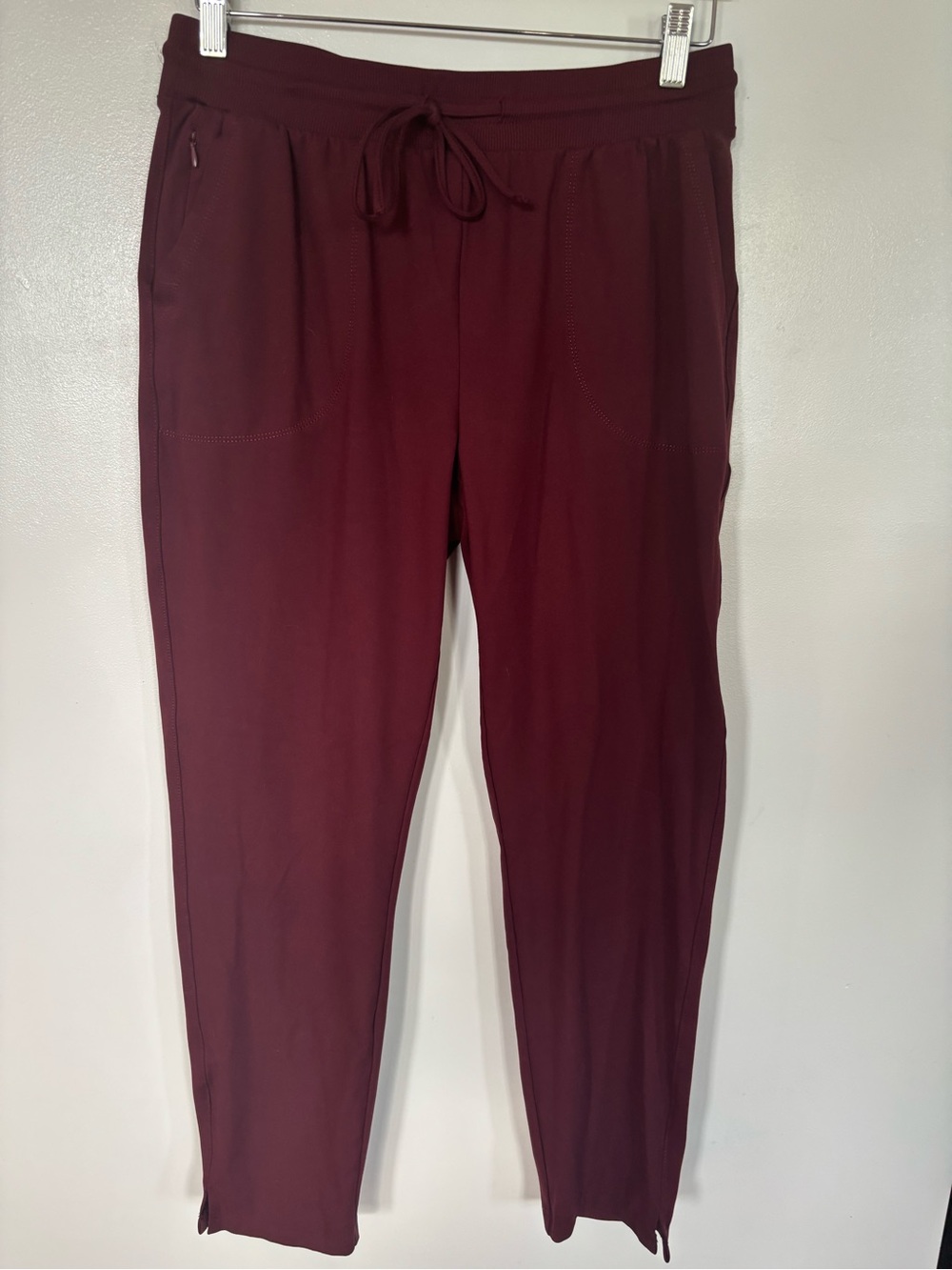 Rachel Zoe burgundy jogger pants